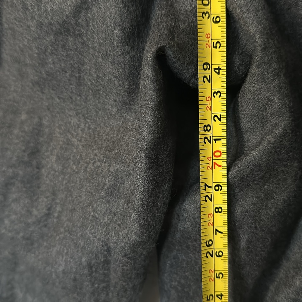 I—Pants - Picture 11 of 12
